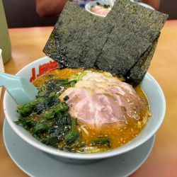 特製味噌チャーシューメン　のり　ほうれん草　カタコイオオ