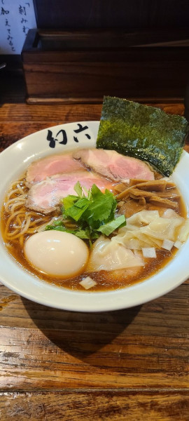 「特製醤油そば」@中華そば 幻六の写真