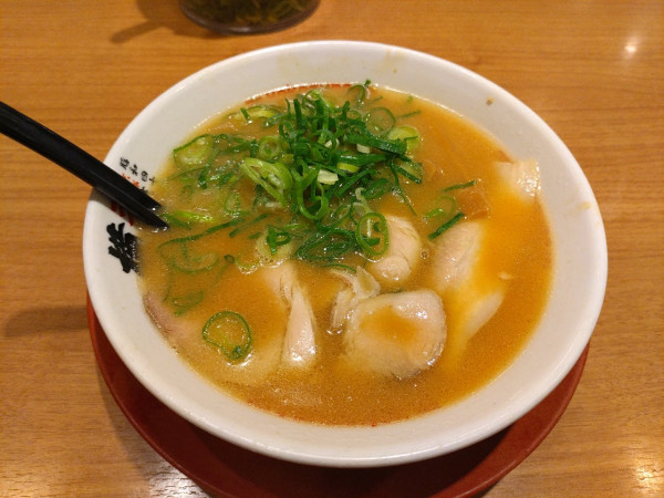 「ラーメン並750円」@ラーメン横綱 阪急三番街店の写真