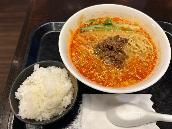 「四川担々麺860円」@大香港厨房の写真