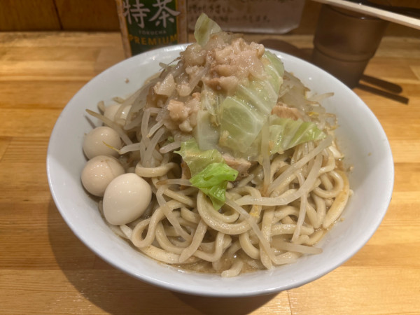 「たまラーメン背あぶら　うずら」@ラーメン緑山の写真
