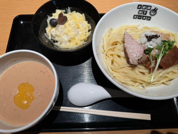 「【竹末食堂】黒トリュフと帆立の鶏つけ麺」@#新宿地下ラーメンの写真