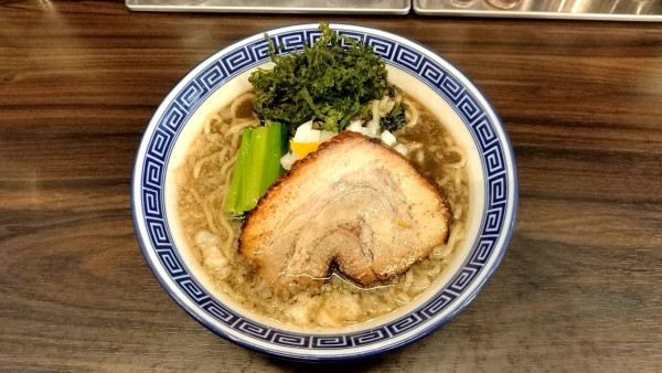 「烏賊背脂煮干中華そば_980円」@錦糸町中華そば さん式の写真