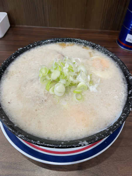 「環七チャーシューメン(1300円)＋大盛り(100円)＋背脂増し」@東京環七ラーメン じょっぱりの写真