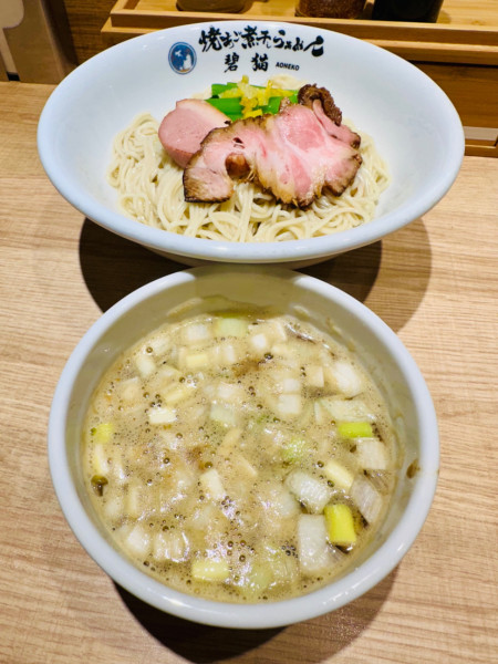 「【限定】昆布水つけ麺 濃い煮干し(大)【1350円】」@焼あご煮干しらぁめん 碧猫の写真