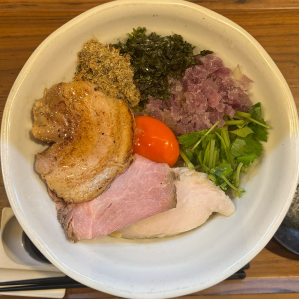 「冷やし混ぜそば」@ラーメン 健やかの写真