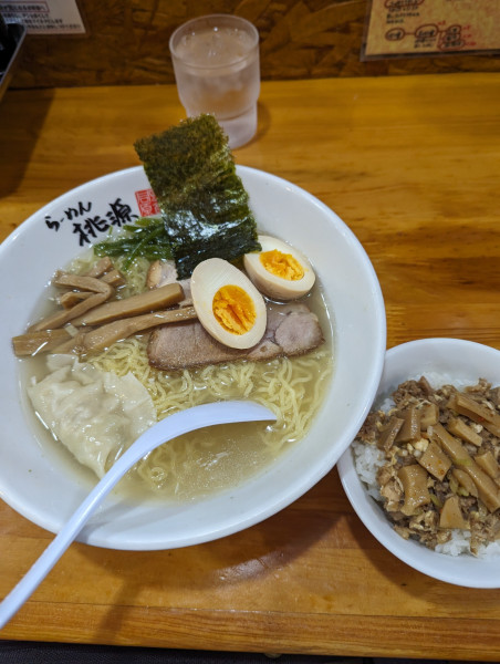 「しお(細麺)+ミニチャーシューメンマ丼+替玉(中太麺)」@らーめん 桃源の写真