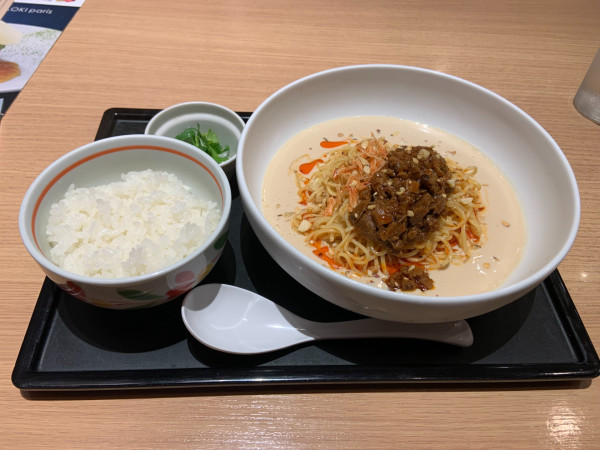 「冷やし豆乳担々麺」@デニーズ 鶴ヶ島店の写真