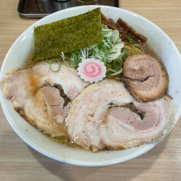 「ら〜めん　シンプル」@麺や 六等星の写真