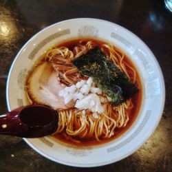 ラーメン(700円)