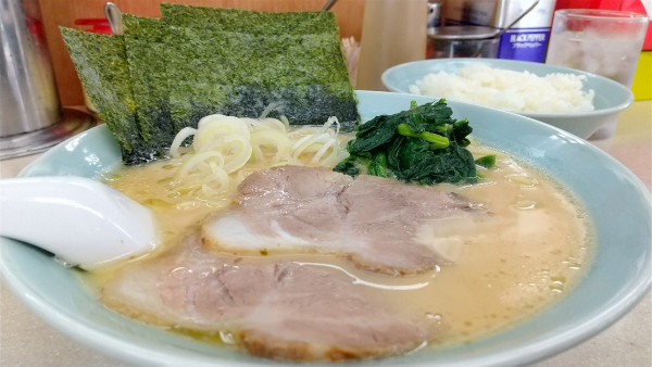 「#ラーメン #並 #800円 #ライス #150円」@寺田家 本店の写真