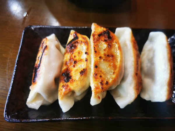 「餃子」@麺や くろだるまの写真