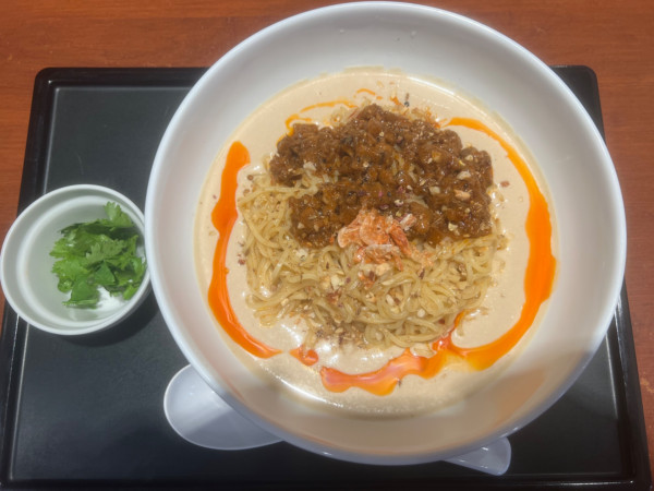 「【飯田商店コラボ限定】冷やし豆乳担々麺1485円」@デニーズ 浅草国際通店の写真