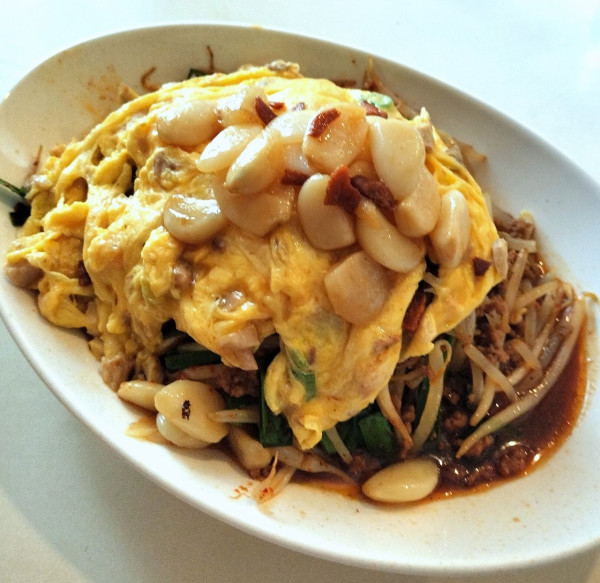 「皿玉ざえん1430円＋ほっこりニンニク 220円」@中国料理 餃子苑の写真