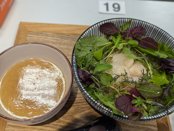 「京阪百貨店守口店　瀬戸内味めぐり　日替わり限定　帆立のつけそば」@塩そば まえだの写真