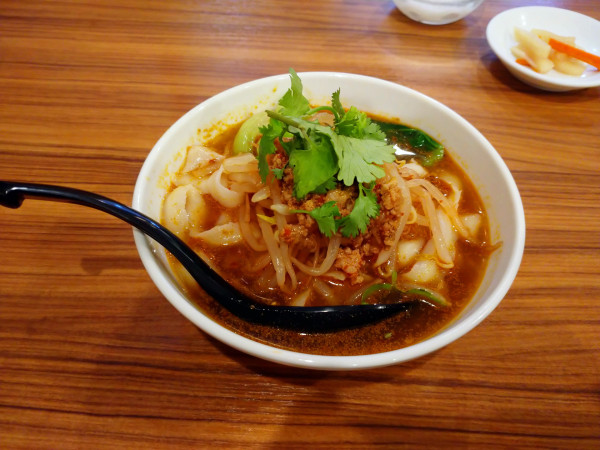 「海鮮チャーハン+小担々刀削麺(980円)」@刀削麺 龍の写真