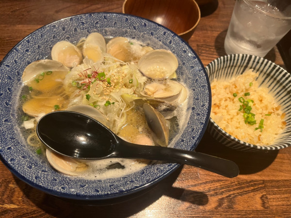 「はまぐりラーメンミニ帆立ごはんセット」@和風楽麺 四代目 ひのでやの写真