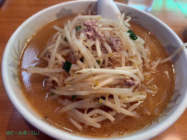 「味噌ラーメン(770円)、半チャーハン(561円)、餃子(363」@萬来 春日部店の写真