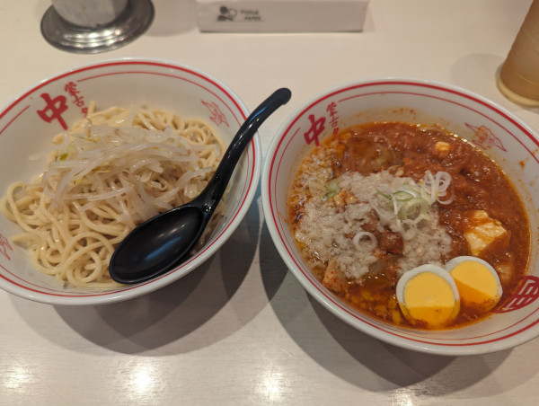 「冷やし五目蒙古タンメン 背脂」@蒙古タンメン 中本 高田馬場店の写真