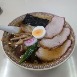 手打ワンタンメン