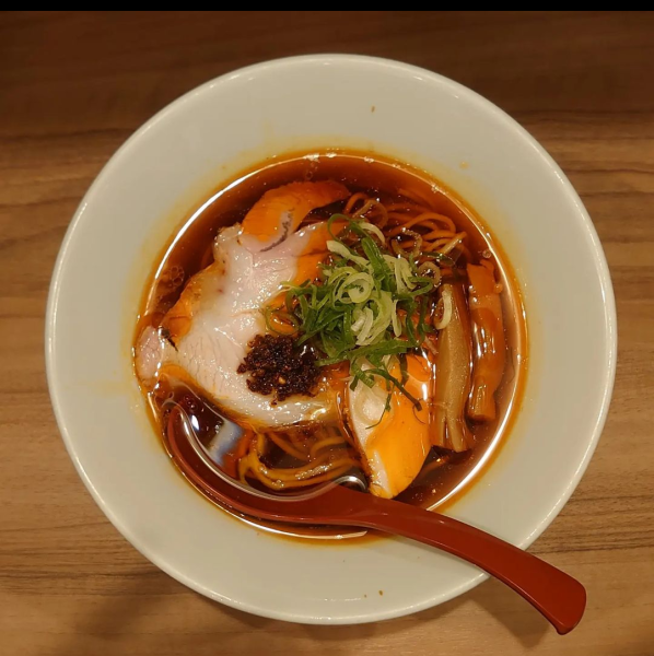 「辛口淡麗醤油ラーメン」@そらのいろ NIPPONの写真