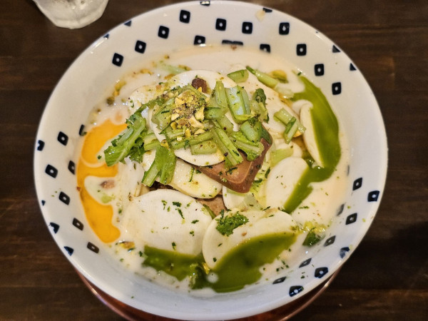 「【夏乃兆】野辺地小蕪と五穀味鶏のKABUソワーズ　1850円」@sobabar Ciliegioの写真