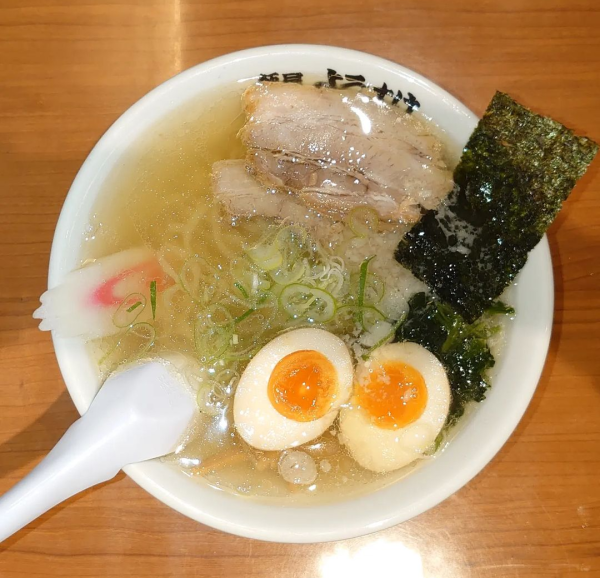 「塩ラーメン」@麺屋 ようすけ 東京ラーメンストリート店の写真
