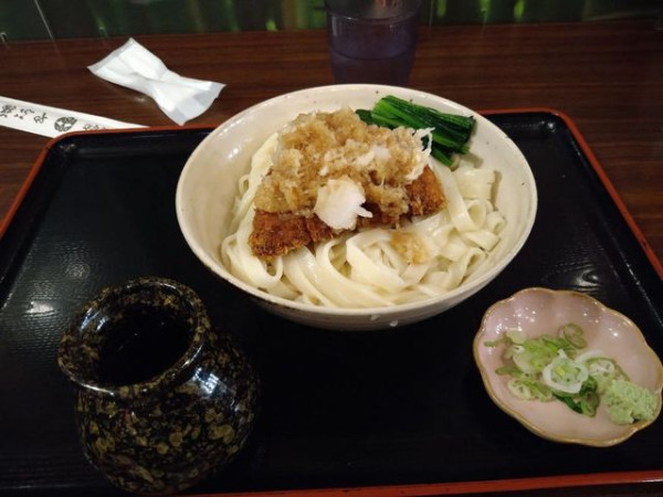 「おろしとんかつきしめん」@やぶ福 エスカ店の写真