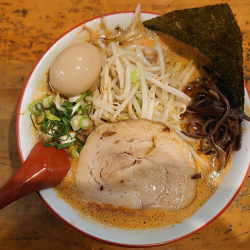 辛とんこつ 激辛、味玉