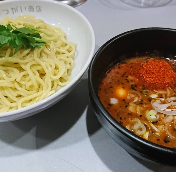 「辛つけ麺」@はつがい商店の写真