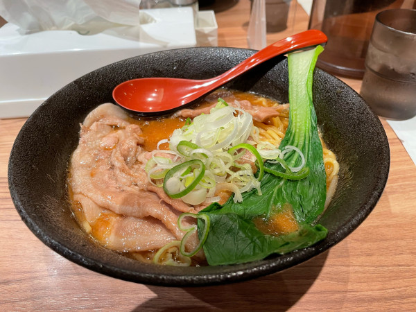 「十勝ホエー豚麺¥1,500」@麺屋 開高 新千歳空港店の写真