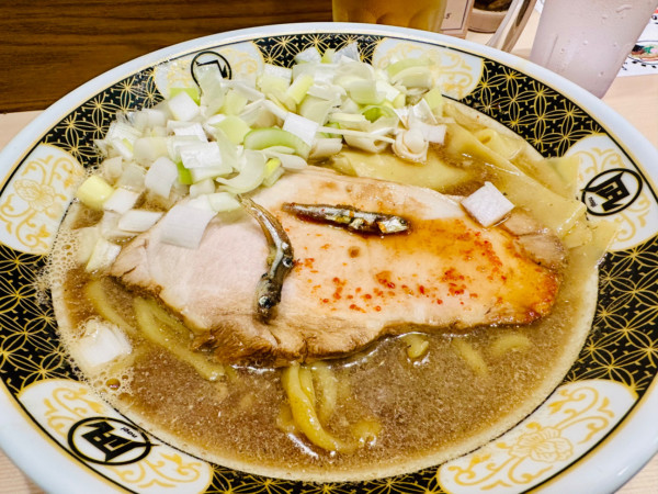 「すごい煮干ラーメン日替わりセット【1800円】」@すごい煮干ラーメン野毛 すし 釣りきんの写真