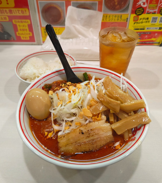 「MUSASHI（辛さ5倍）+メチャアジ+半ライス」@蒙古タンメン 中本 御徒町店の写真