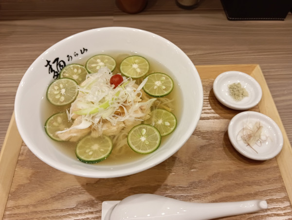 「【期間限定】冷やし酢橘ラーメン(¥950)」@麺うら山 名駅店の写真