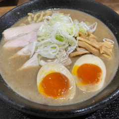 暗黒中華そば 雷電の画像