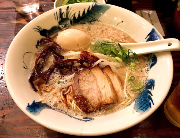 「こく味玉子」@龍の家 新宿小滝橋通り店の写真