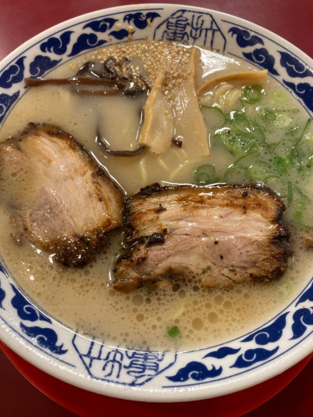「亀王らーめん¥930」@九州らーめん亀王 箕面船場店の写真