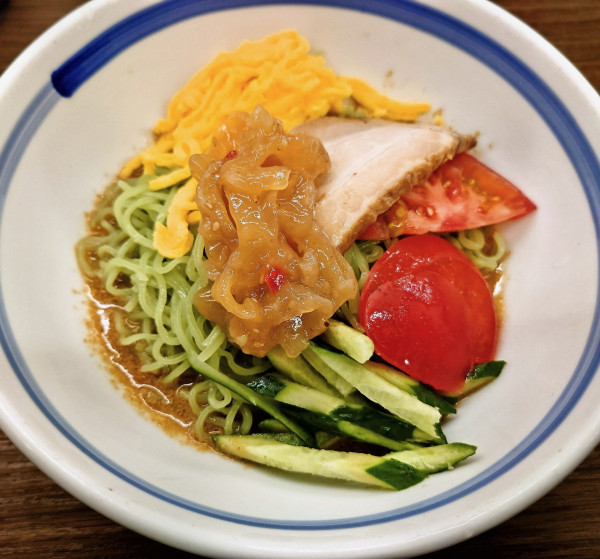 「冷やし中華＋餃子」@福しん バス通り店の写真