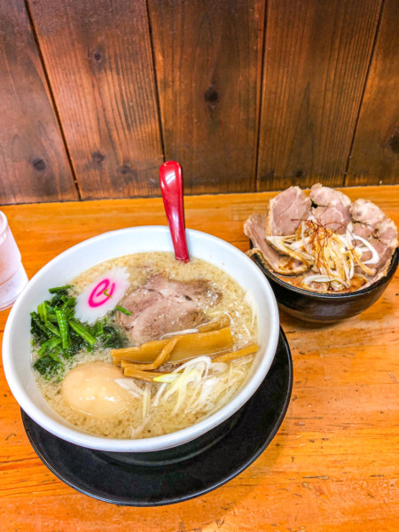 「特製らーめん（塩・こってり）+えび入チャーシューご飯（醤油）」@麺屋 登夢道 茅ヶ崎本店の写真