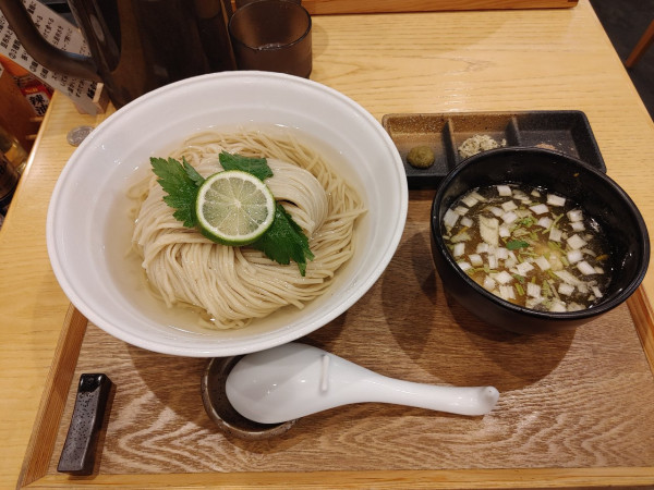 「昆布水つけ麺　特盛り　1000+300円」@麺処 隆の写真