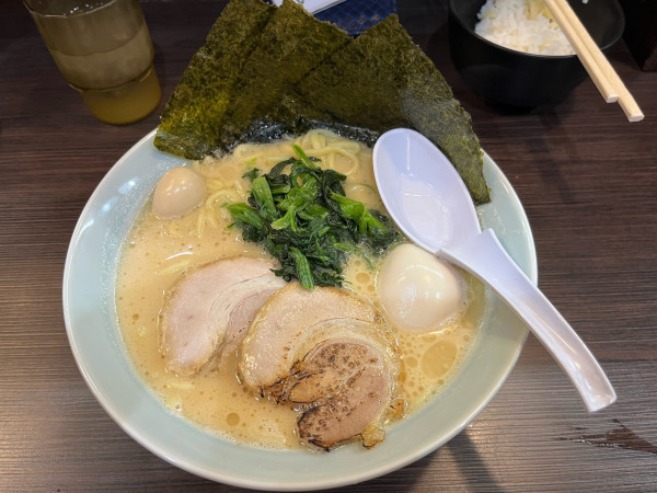 「魂心らーめん」@横浜家系ラーメン 魂心家 青葉台店の写真