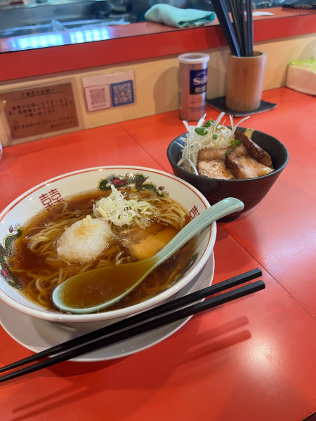 「朝ラーメン　チャーシュー丼」@義けんラーメンの写真