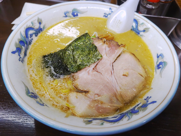「味噌ラーメン 900円」@味の華龍の写真