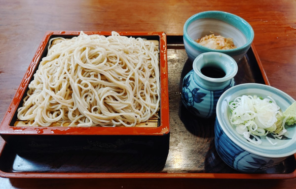 「おろしそば（770円）、大盛り（160円）」@瀧乃家の写真