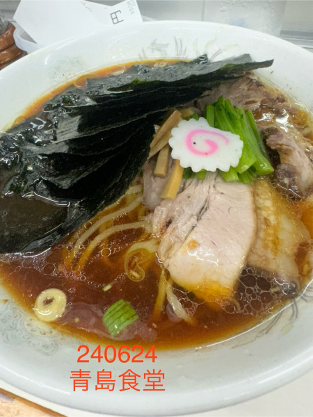 「らーめん大＋のり✖️2  950+100」@青島食堂 秋葉原店の写真