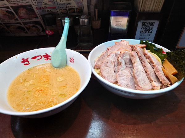 「特盛つけ麺（豚骨醤油）チャーシューダブル」@さつまっこ 平和島店の写真