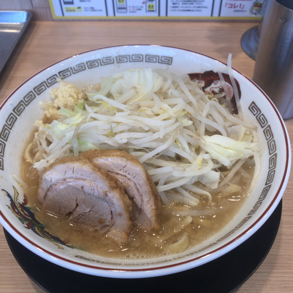 「ミニラーメン」@ラーメン豚山 与野本町店の写真