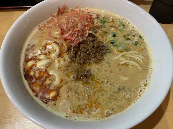 「白胡麻担々麺」@甲州屋 別邸の写真