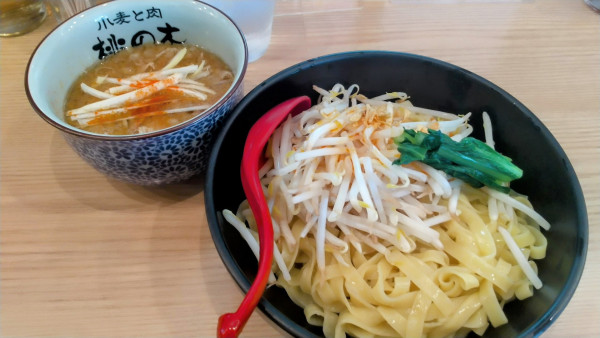 「旨辛ゆず醤油　テール丼」@小麦と肉 桃の木の写真