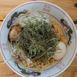 油そば３のせ 味玉、刻みタマネギ、刻み海苔 麺大盛り